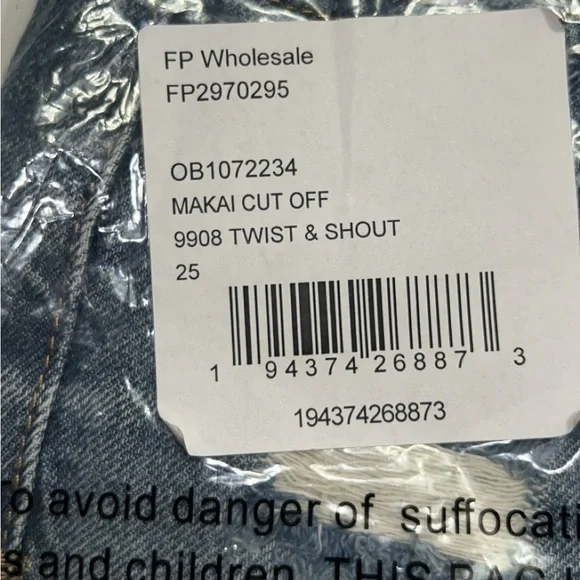 Free People shorts - Picture 6 of 7